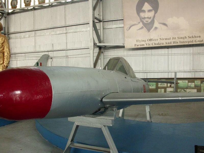 File:Yokosuka MXY7 Ohka on Air Force Museum.jpg