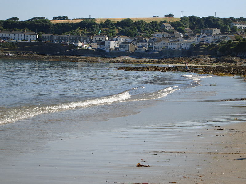 File:Portscatho, Cornwall from Porthcurnick beach.jpg