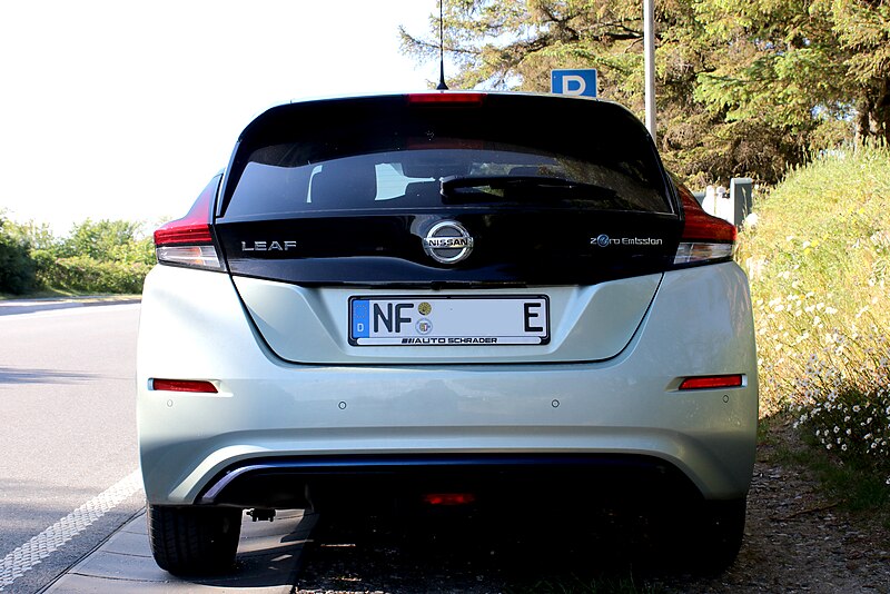 Datei:Nissan Leaf ZE1 Söl 002.JPG