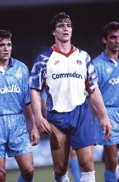 File:Coppa UEFA 1992-93 - Napoli vs PSG - David Ginola.jpg