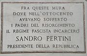 Targa dedicata al Presidente Pertini sull'isola di Santo Stefano