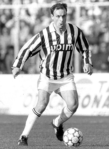 File:Salvatore Schillaci - Juventus FC 1989-90.jpg