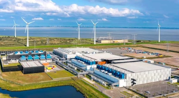Data center with wind mills