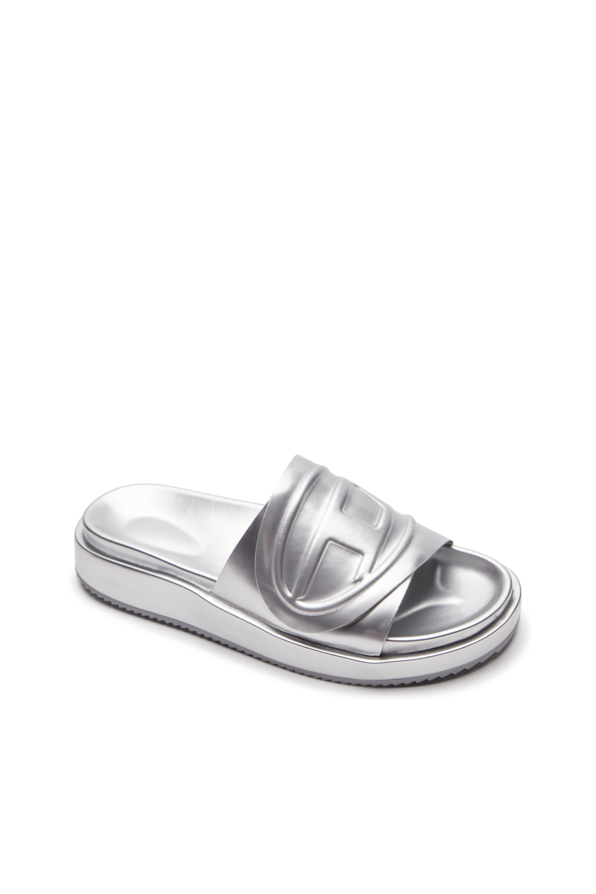 Diesel - SA-SLIDE D OVAL W, Female Sa-Slide D-Metallic slide sandals with Oval D strap in シルバー - Image 6