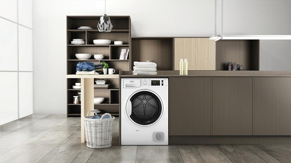 "HOTPOINT ARISTON - Asciugatrice ACTIVE EU NTDG83 WK IT 8 Kg - A+++-Bianco"