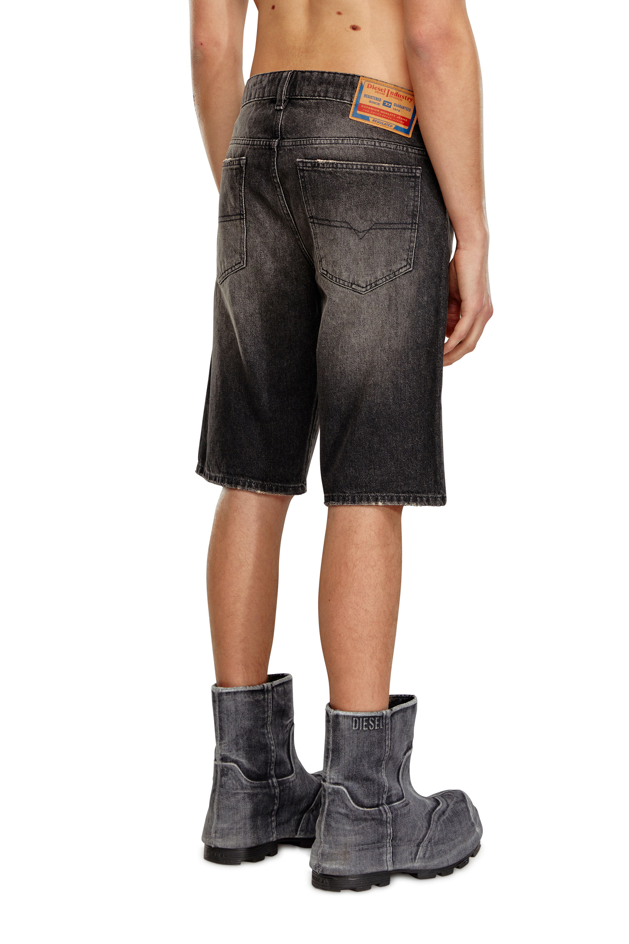 Diesel - SLIM-SHORT, Herren Schmal geschnittene Shorts aus Denim in Schwarz - Image 4