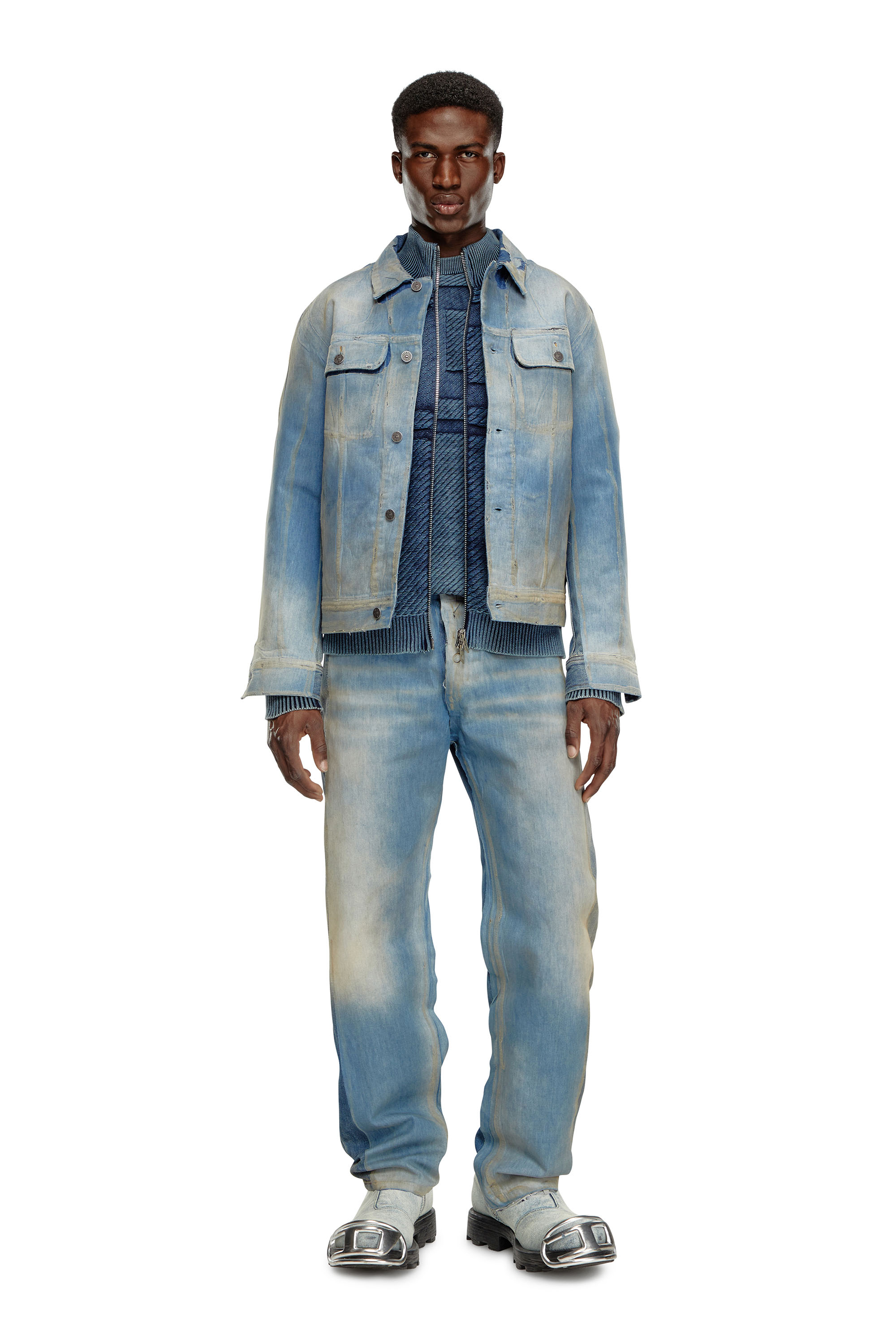 Diesel - D-BARCY-S3, Man Trucker jacket in peel-off denim in Blue - Image 2