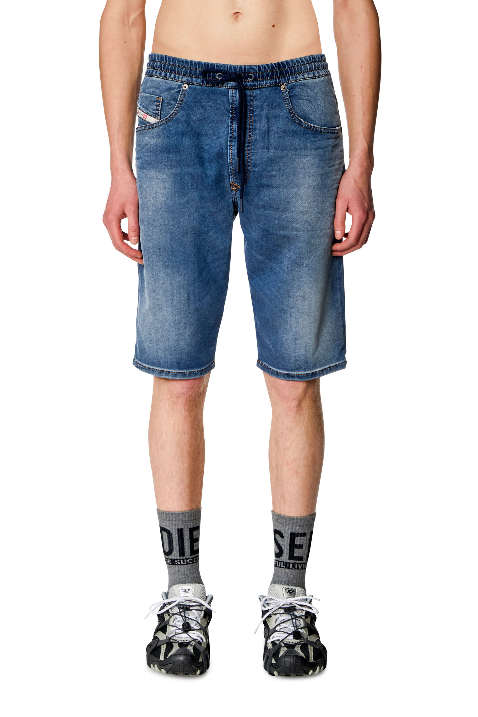 Diesel - 2033 D-KROOLEY-SHORT JOGG, Homme Short chino en JoggJeans in Bleu - Image 3