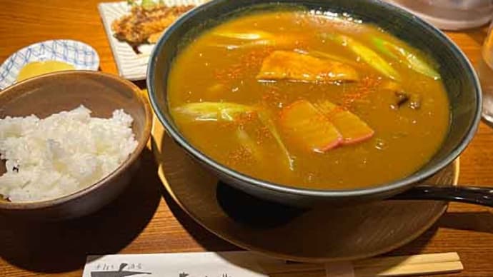 うどん百名店「平打ち麺 㐂しや（きしや）」の名物・牛すじカレーきしめん！