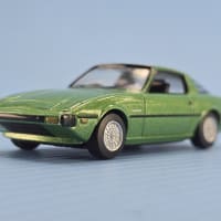 マツダ サバンナ RX-7 SA22C (メタルグリーン)  