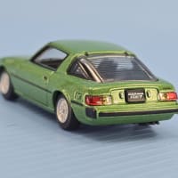 マツダ サバンナ RX-7 SA22C (メタルグリーン)  