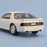 マツダ サバンナ RX-7 FC3S (ホワイト) 