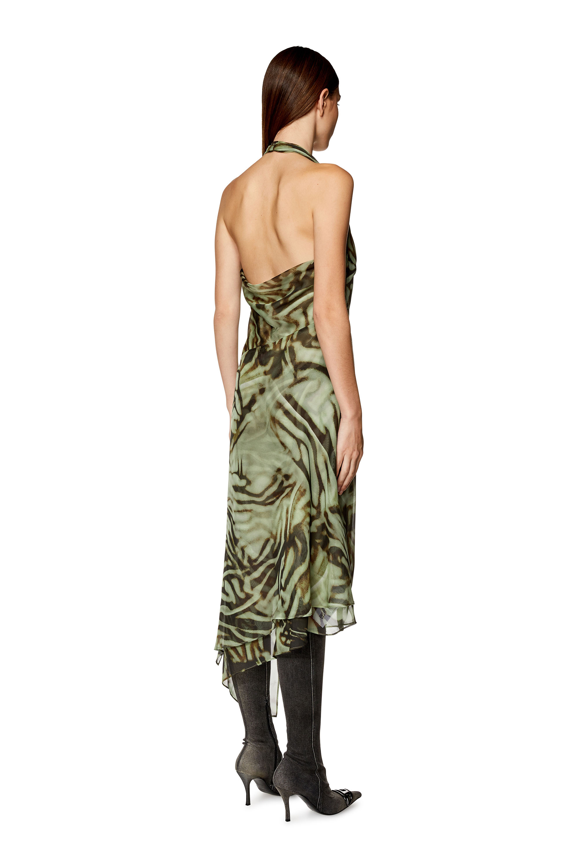 Diesel - D-STINT, Femme Robe midi asymétrique en mousseline motif camouflage in Vert - Image 2