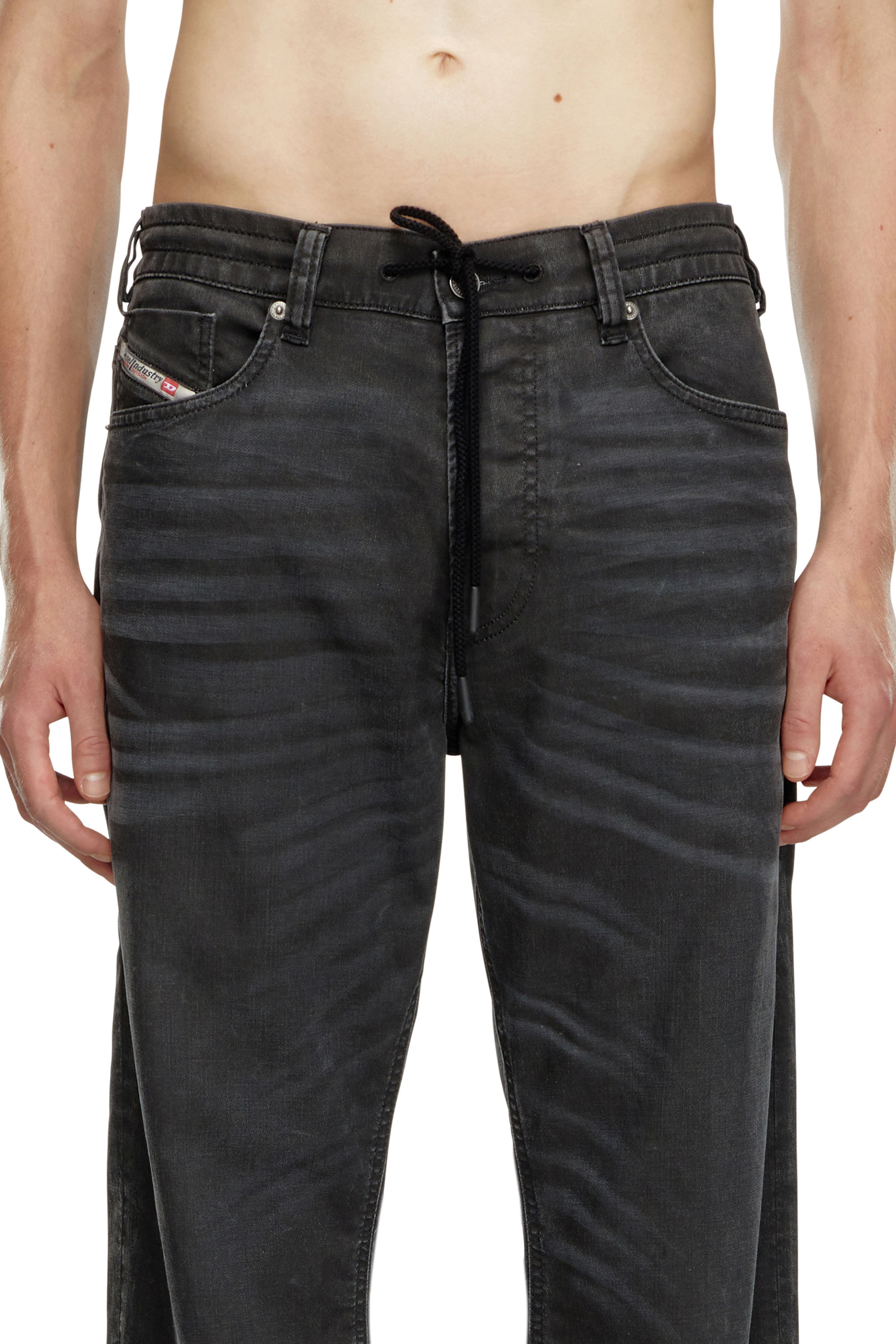 Diesel - Male's Relaxed 2080 D-Reel Joggjeans® 09J75, Black/Dark Grey - 5