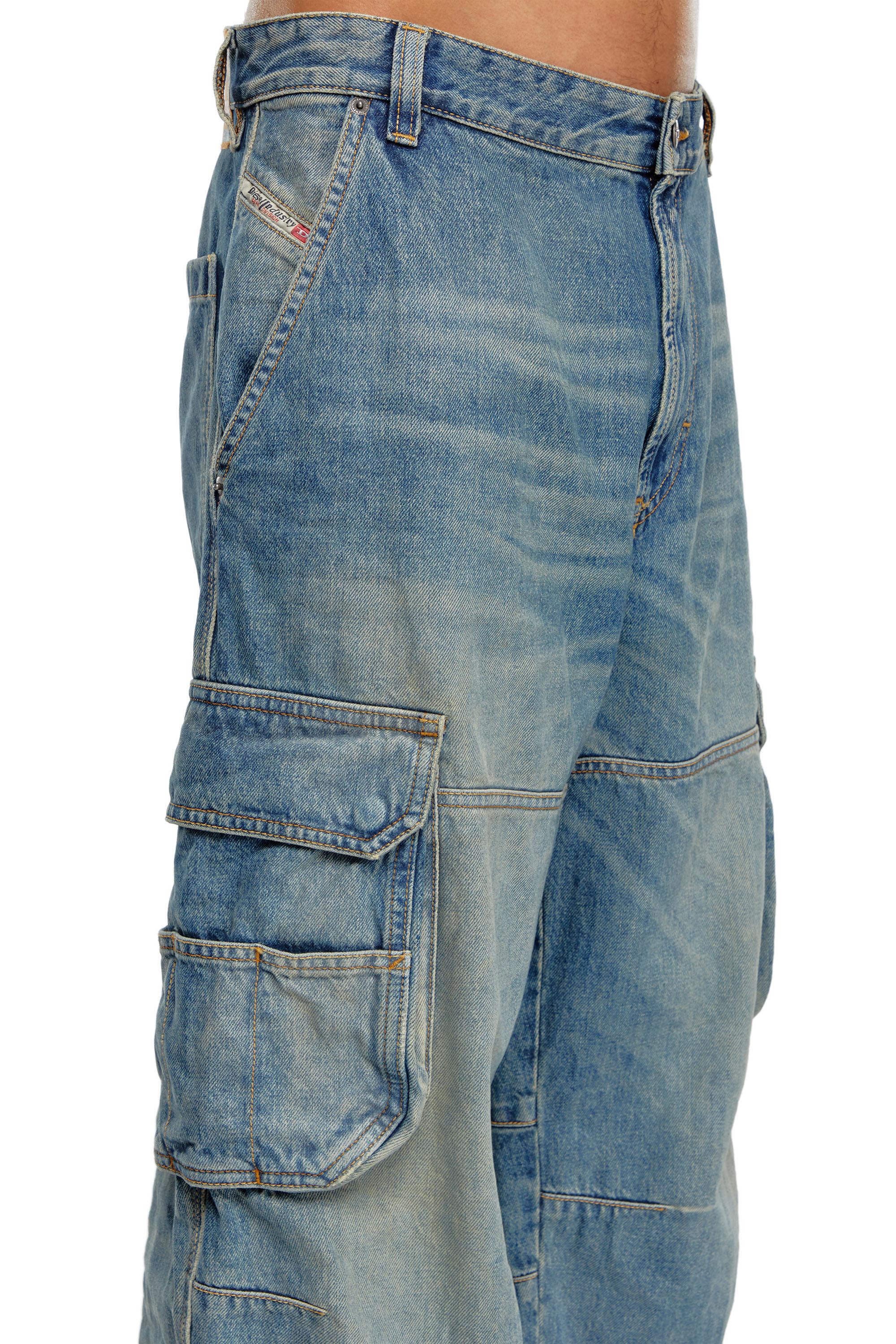 Diesel - Homme Straight Jeans D-Fish 09J83, Bleu Clair - Image 4