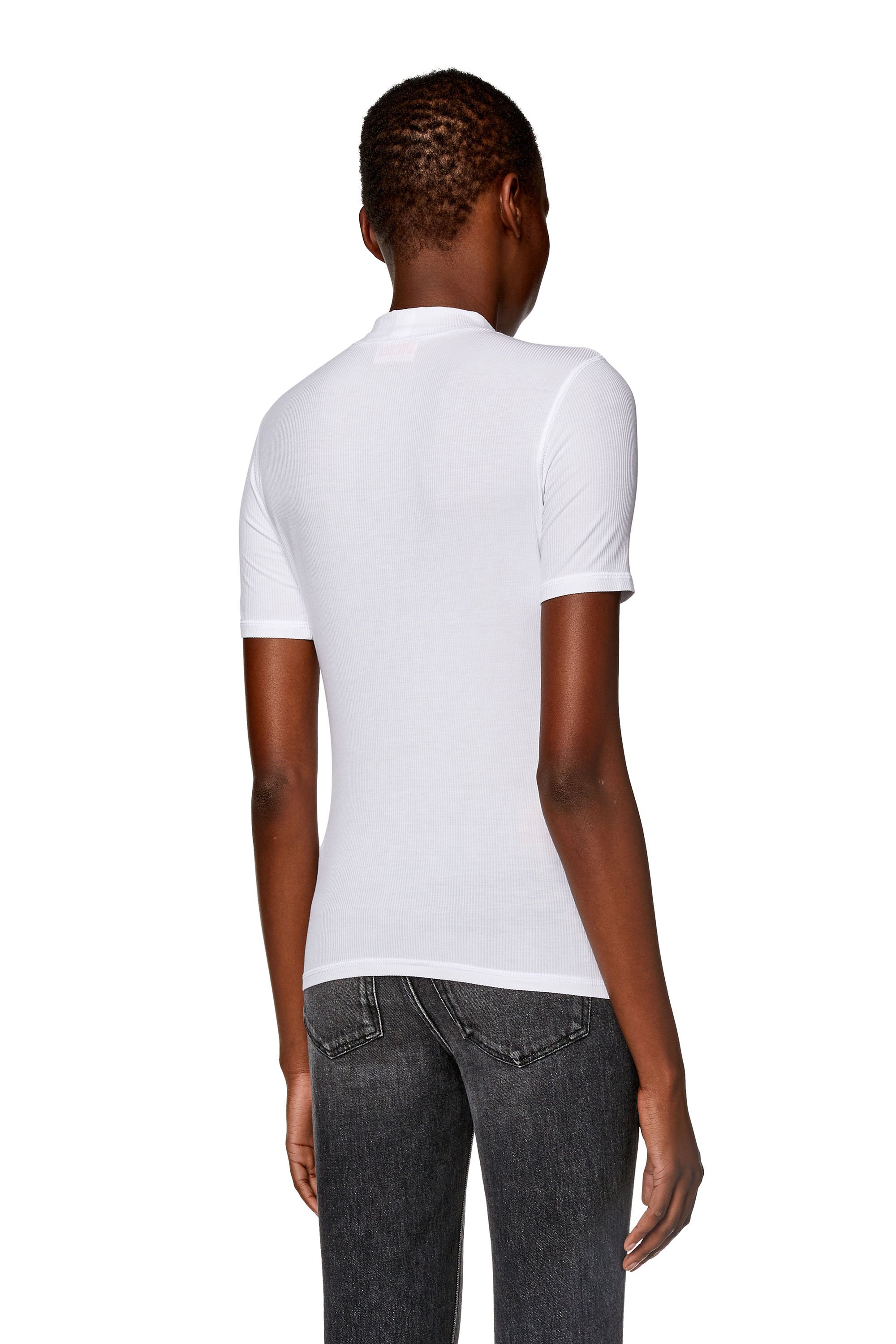 Diesel - T-MOKKY-MICRODIV, Femme T-shirt côtelé avec col montant in Blanc - Image 3