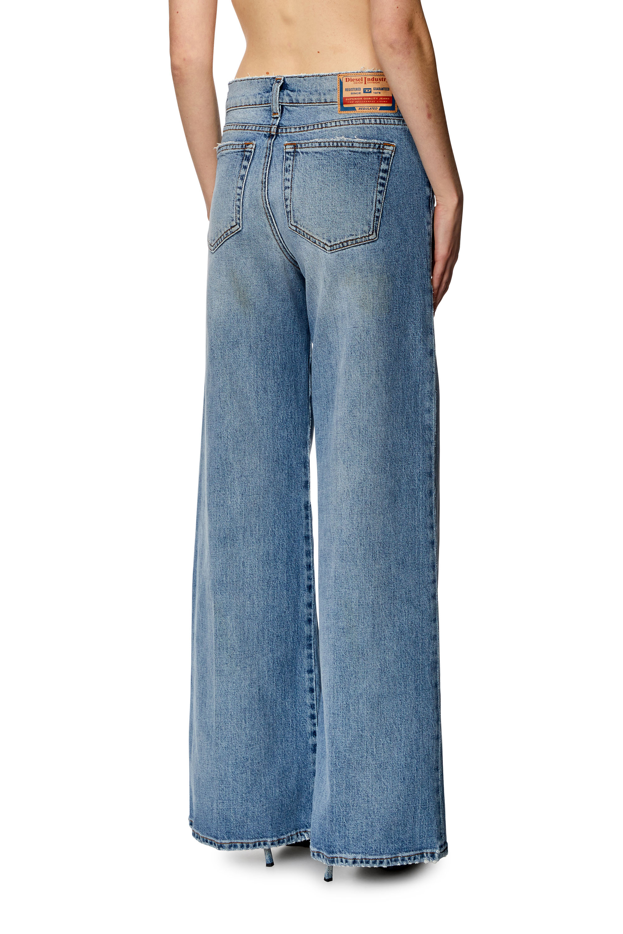 Diesel - Female Bootcut and Flare Jeans 1978 D-Akemi 0DQAD, Light Blue - Image 3