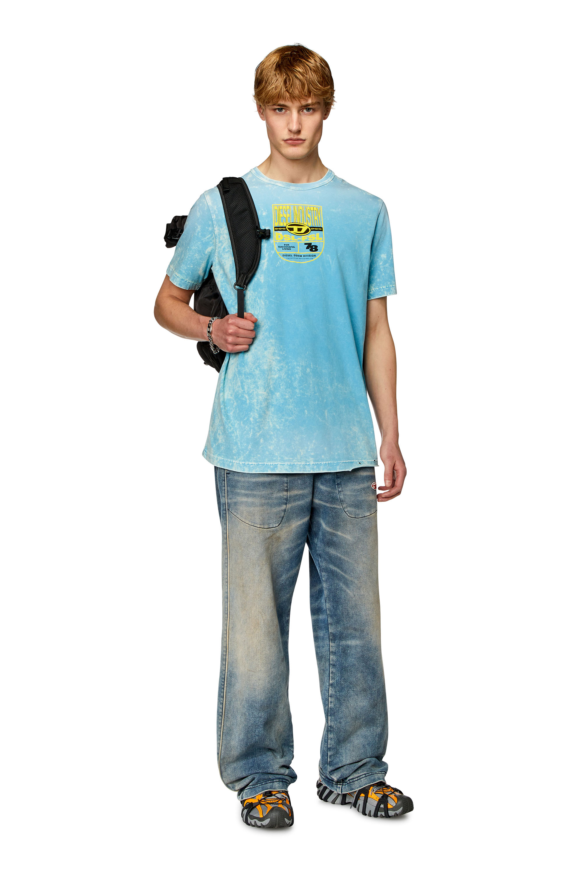 Diesel - T-JUST-N17, Male Acid-wash T-shirt with crest logo print in Blue - Image 3