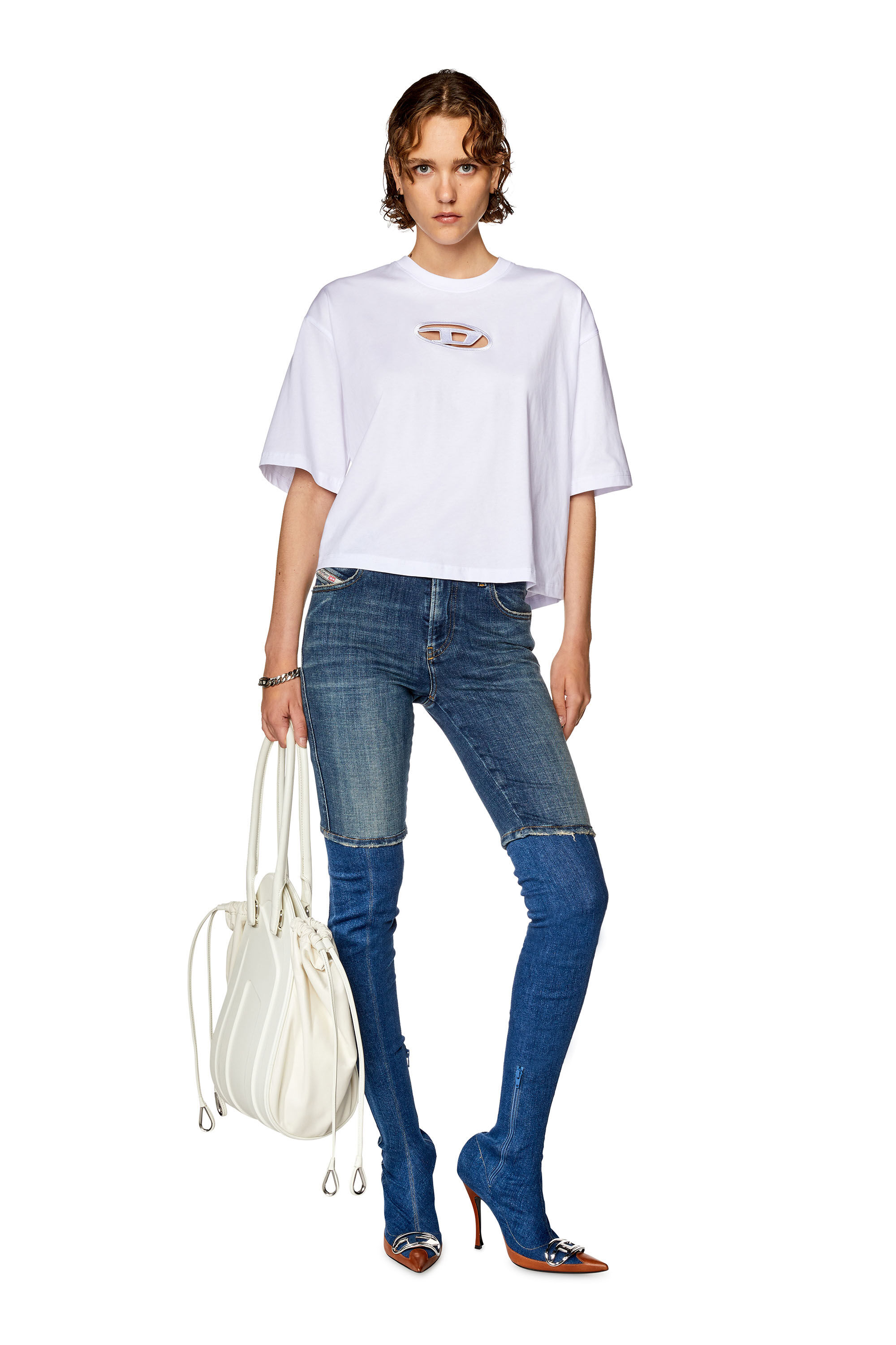 Diesel - T-ROWY-OD, Femme T-shirt boxy avec D brodé in Blanc - Image 1