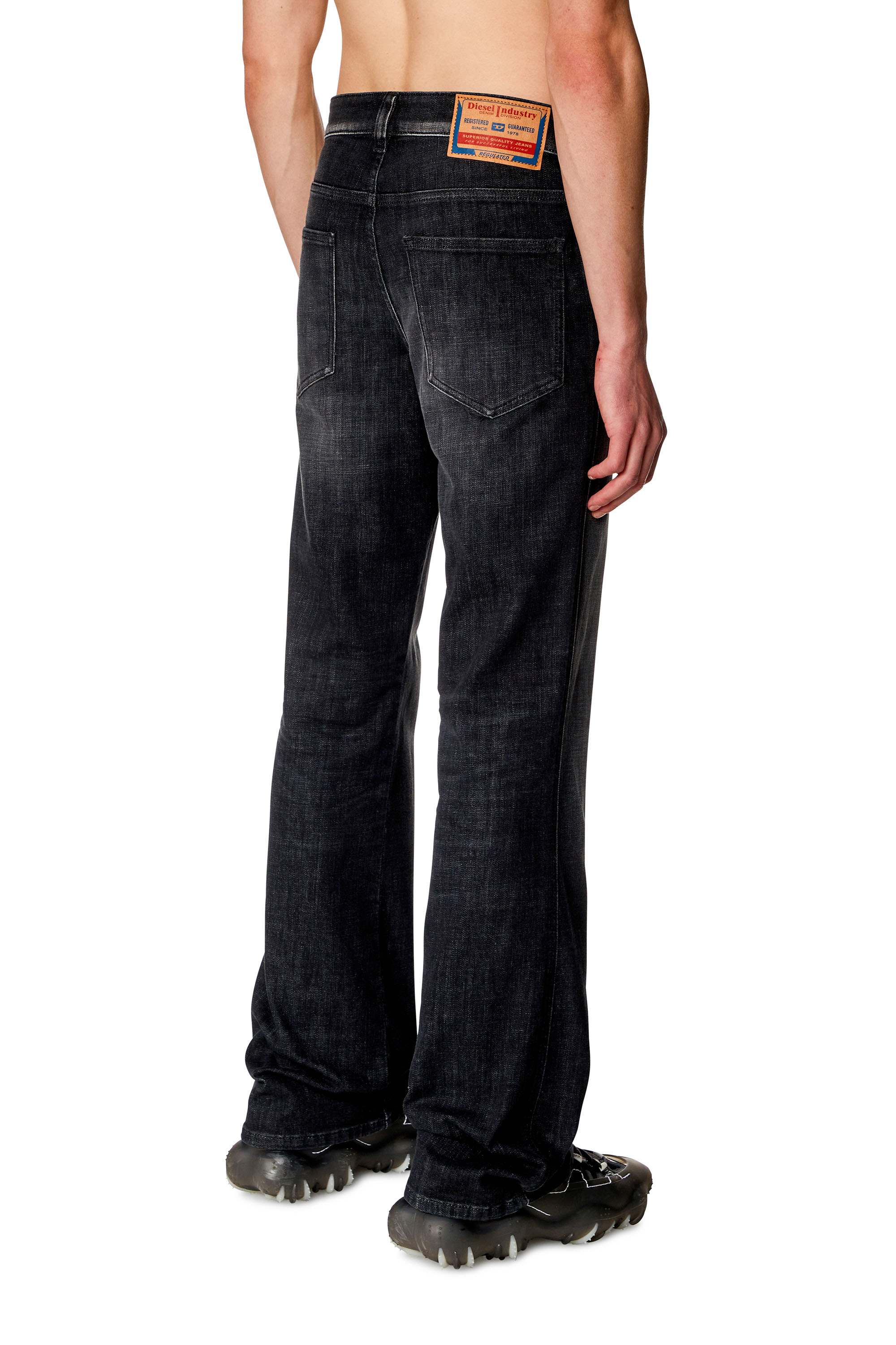 Diesel - Herren Bootcut Jeans 1998 D-Buck 09H34, Schwarz/Dunkelgrau - 4