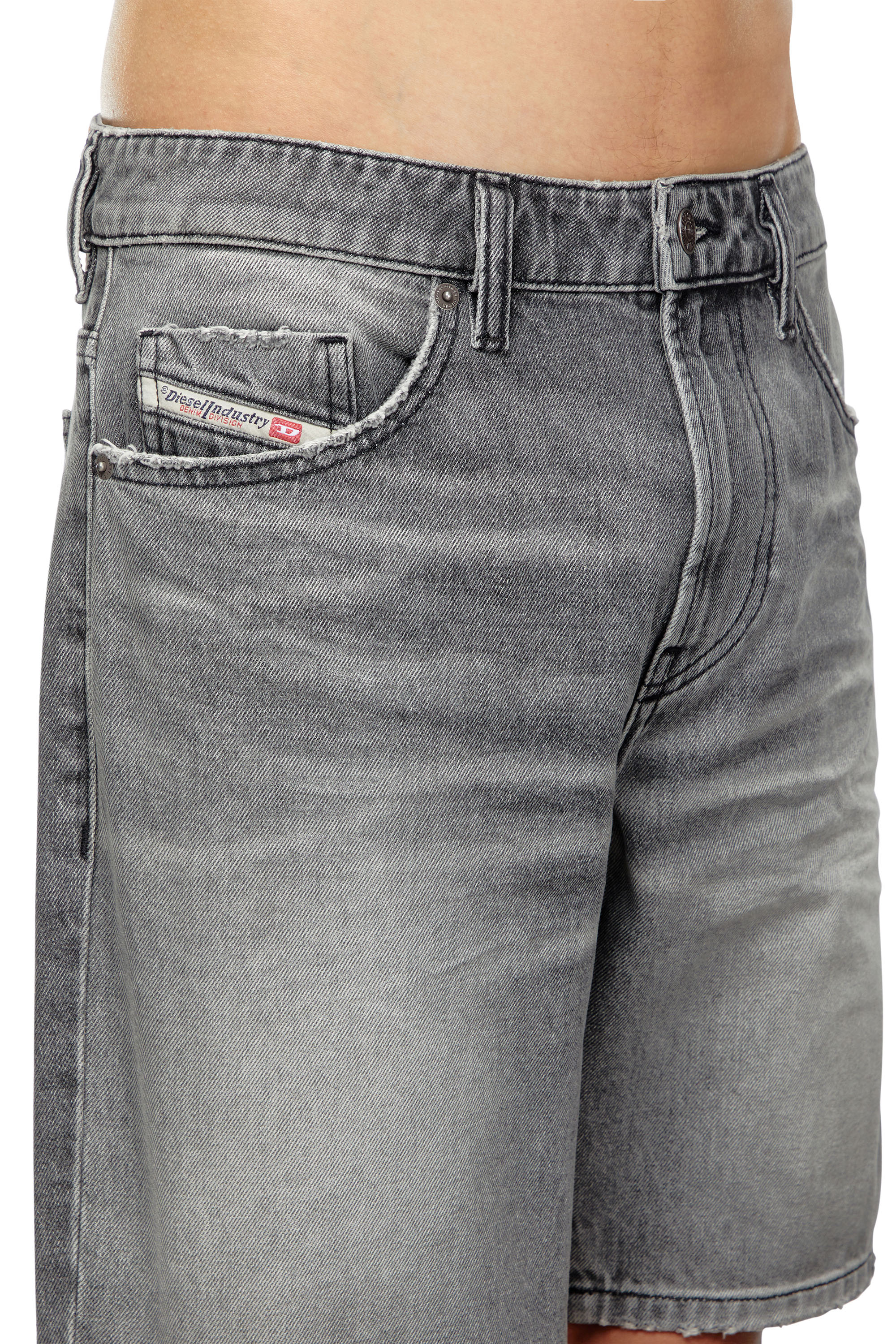 Diesel - D-FIN, Man Slim denim shorts in Grey - Image 4