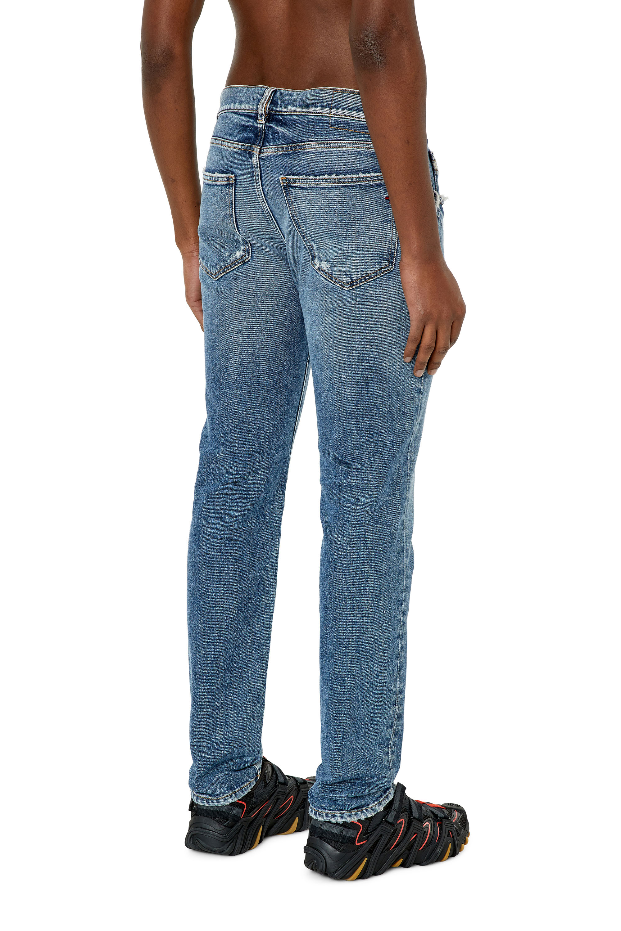 Diesel - Homme Slim Jeans 2019 D-Strukt 09F16, Bleu moyen - Image 4