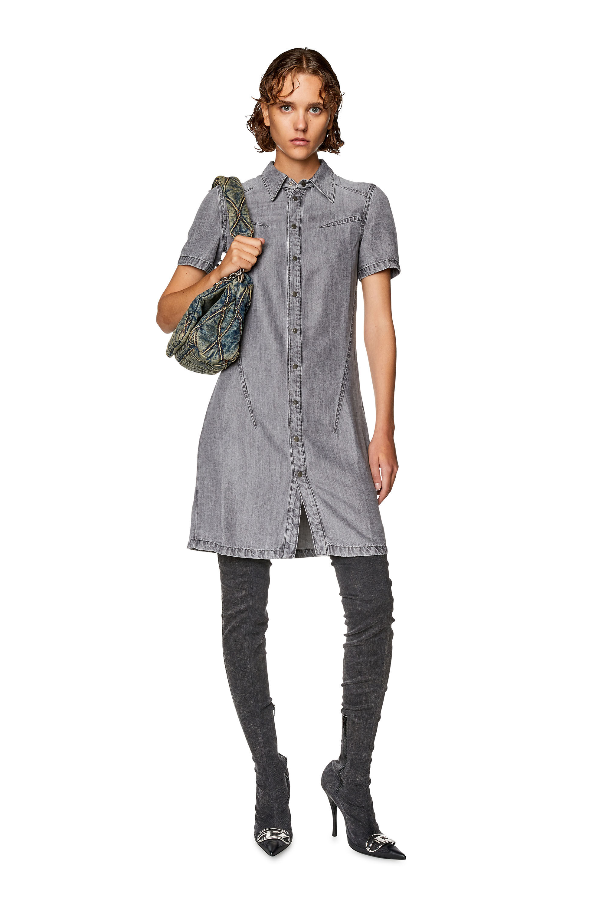 Diesel - DE-SHIRTY, Femme Robe chemise boutonnée en denim clair in Gris - Image 1