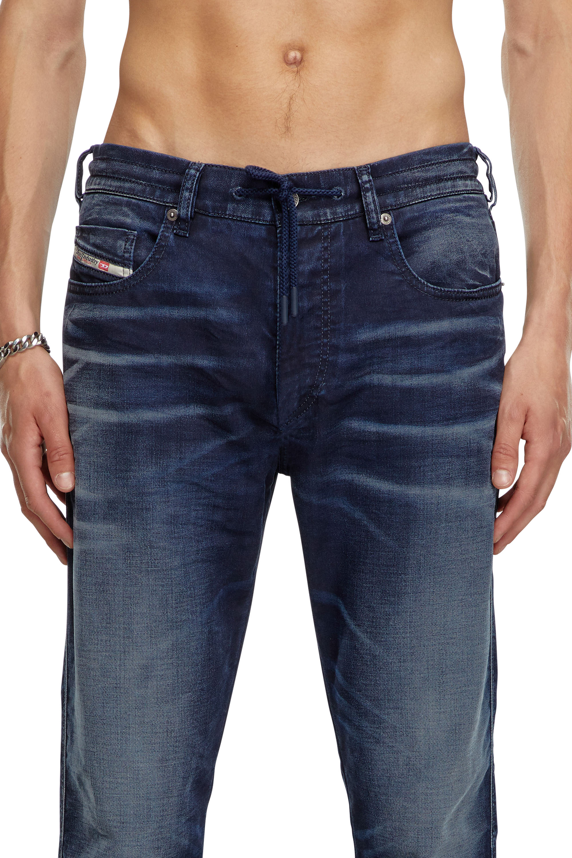 Diesel - Man Slim 2060 D-Strukt Joggjeans® 068LY, Dark Blue - Image 4