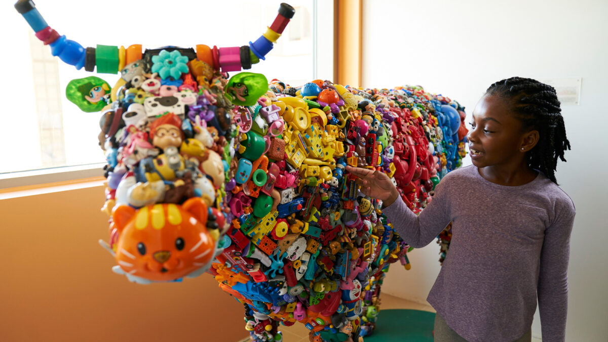 Stanford Children's uses sustainable artwork in the hospital to enhance the environment’s aesthetics and to promote well-being among patients, staff, and visitors.