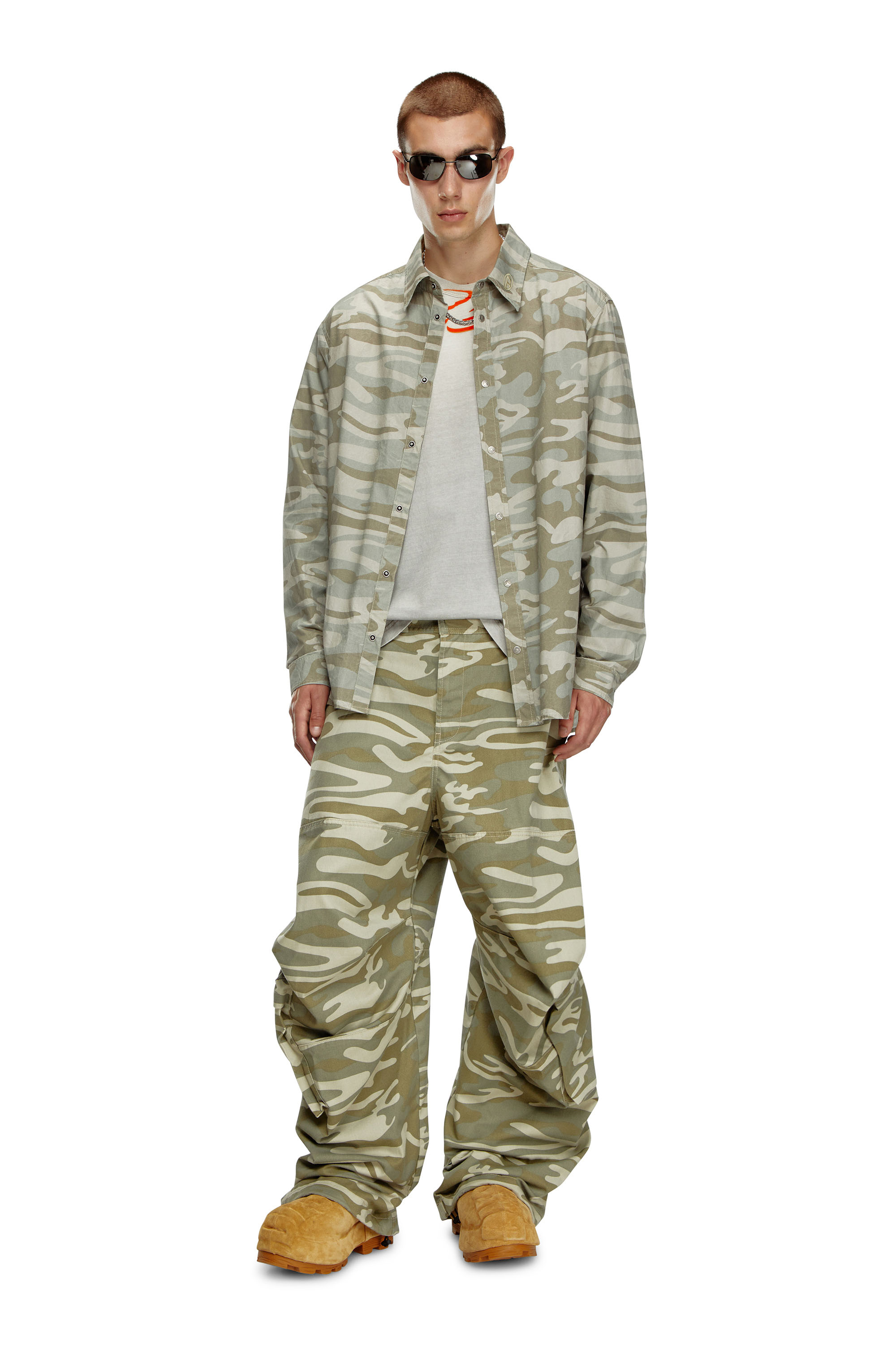 Diesel - P-ARNE-B, Man Cargo pants with camo print in Green - Image 2