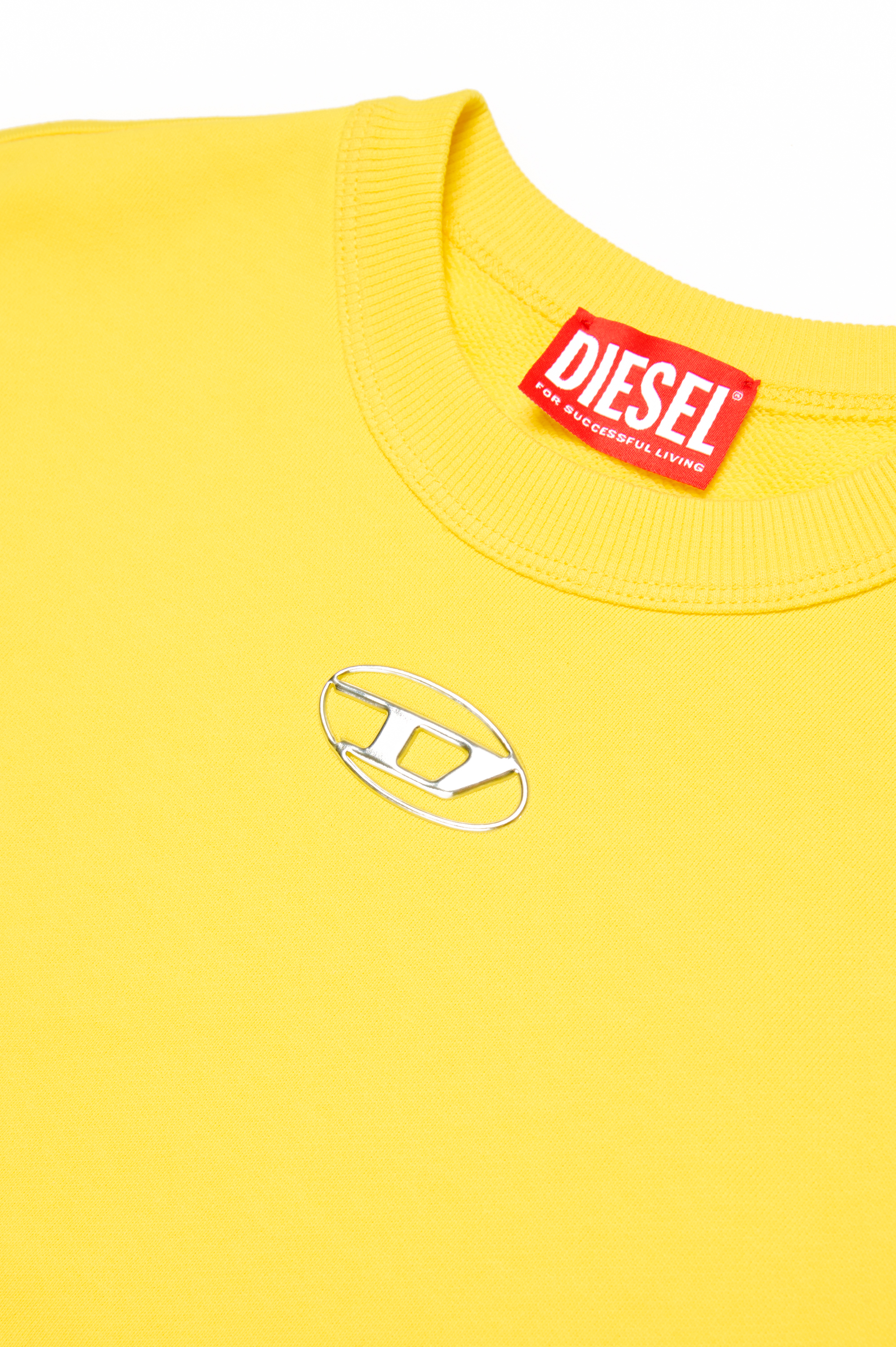 Diesel - SMACSISOD OVER, Felpa con logo Oval D effetto metallo Uomo in Giallo - 4