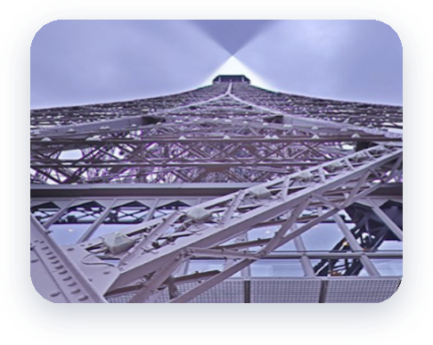 隨著街景服務遊覽巴黎的艾菲爾鐵塔