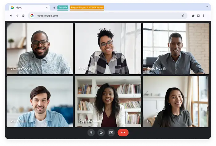 Un grupo de personas en una llamada con Google Meet.