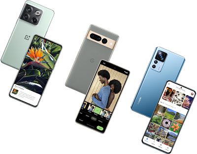 Tre forskjellige Android-telefoner vises ved siden av hverandre.