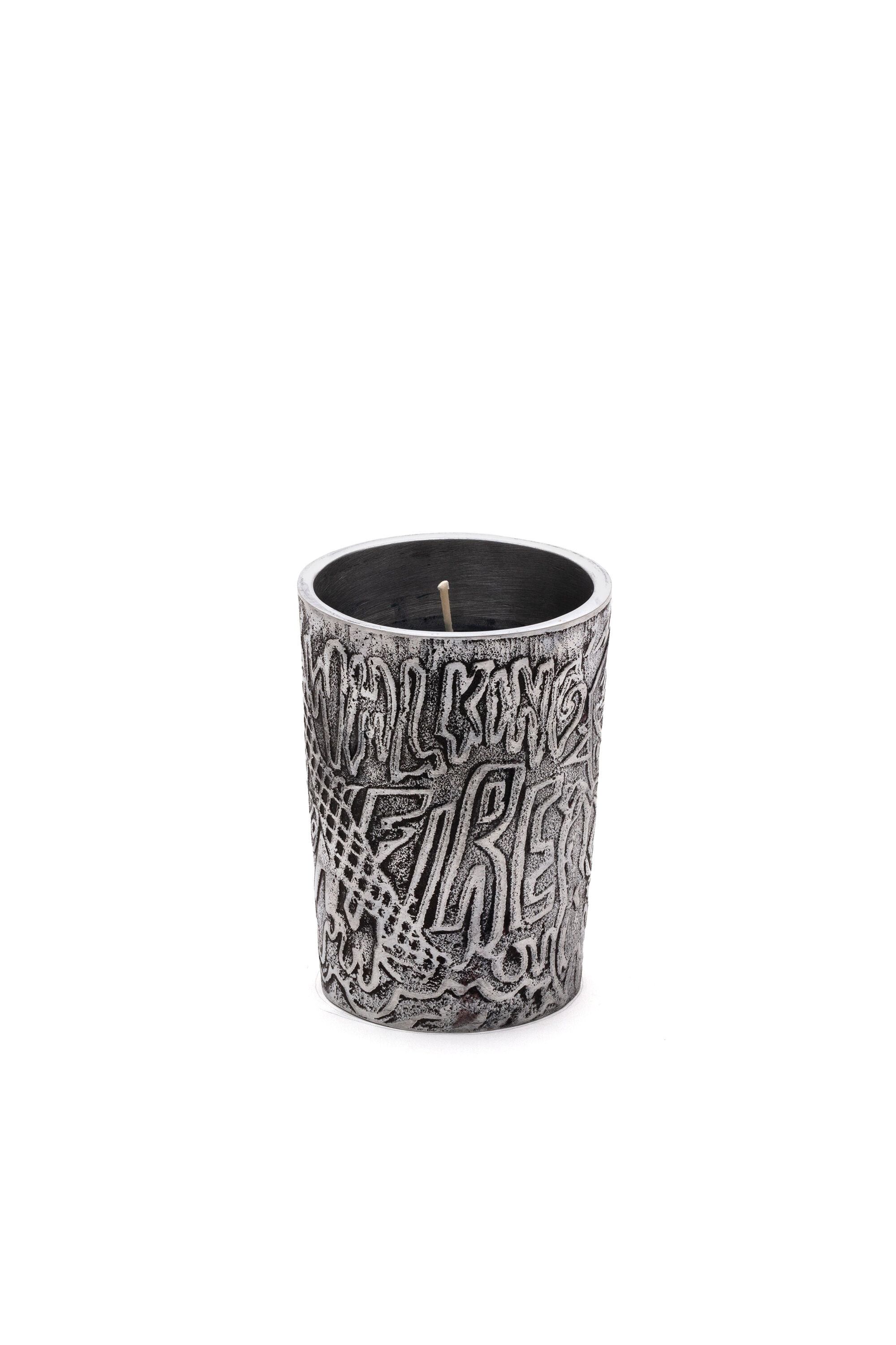 Diesel - 11157 HOME SCENTS, Unisex Candle in aluminium jar "Diesel walking on fire" in Grey - Image 1