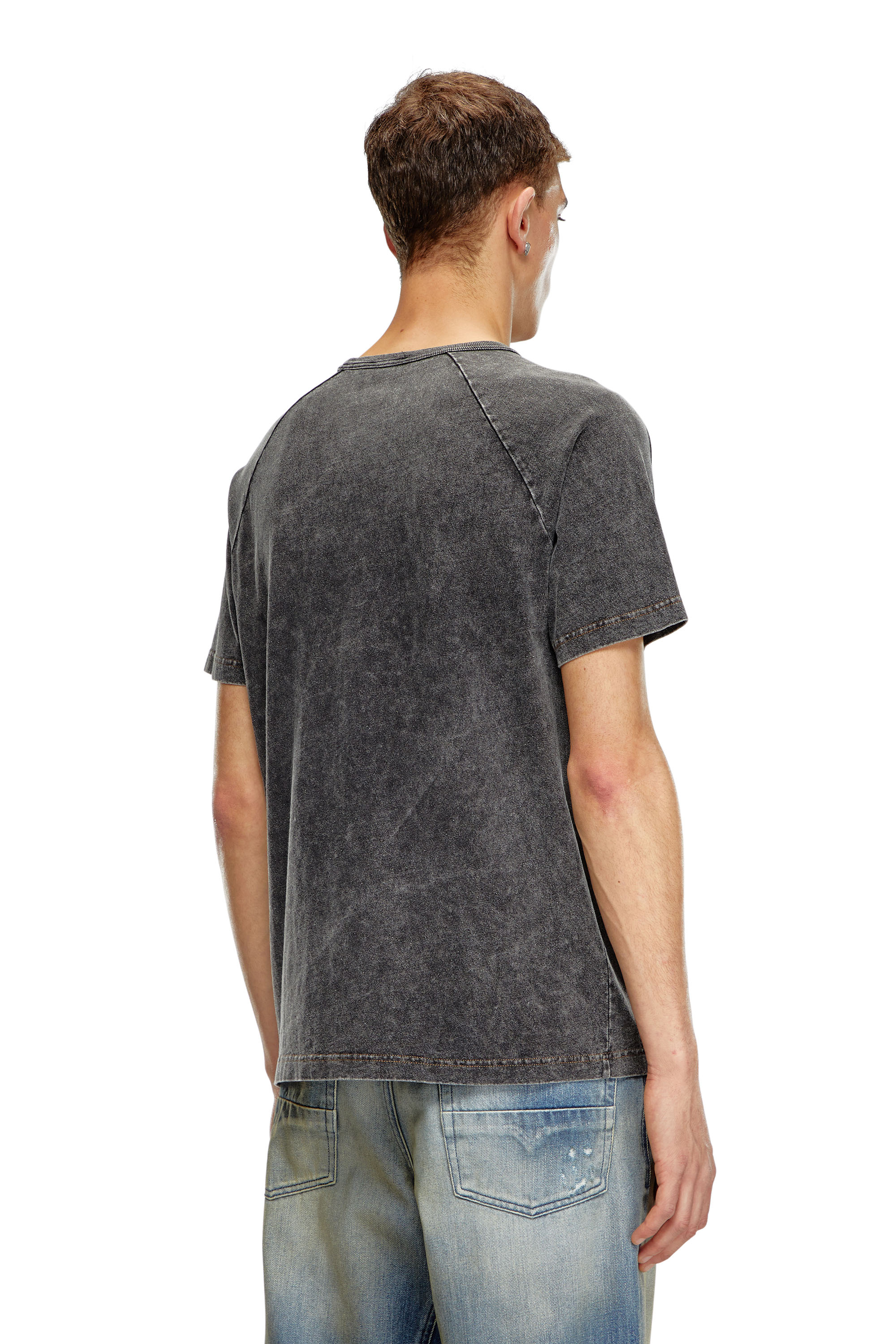 Diesel - T-RADJUST-Q1, Man Marble-effect T-shirt with glossy band in Black - Image 4