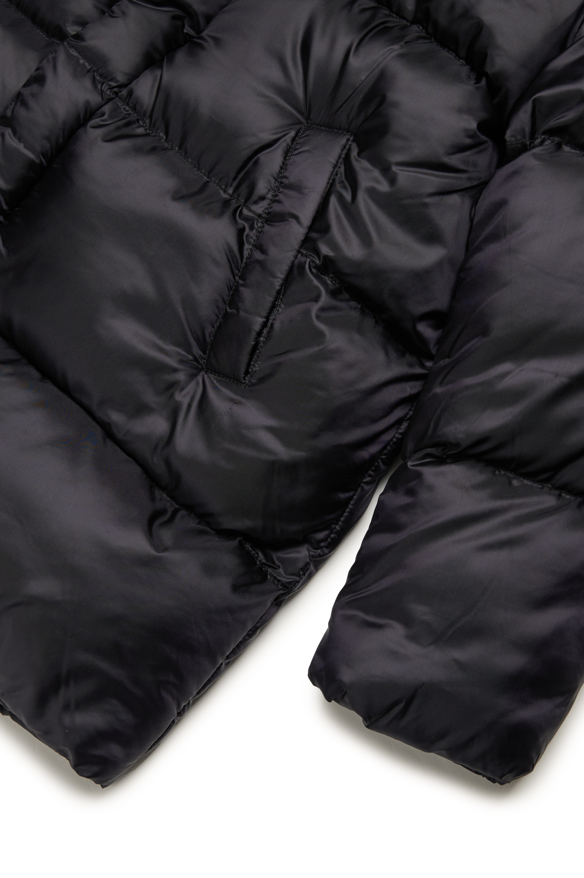 Diesel - JWROLFYSMON, Unisex Puffer jacket with Oval D patch in Black - Image 4