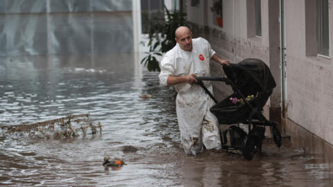 De fortes pluies ont déclenché des inondations à Slobozia Conachi, dans la région de Galati, en Roumanie, le 14 septembre 2024.