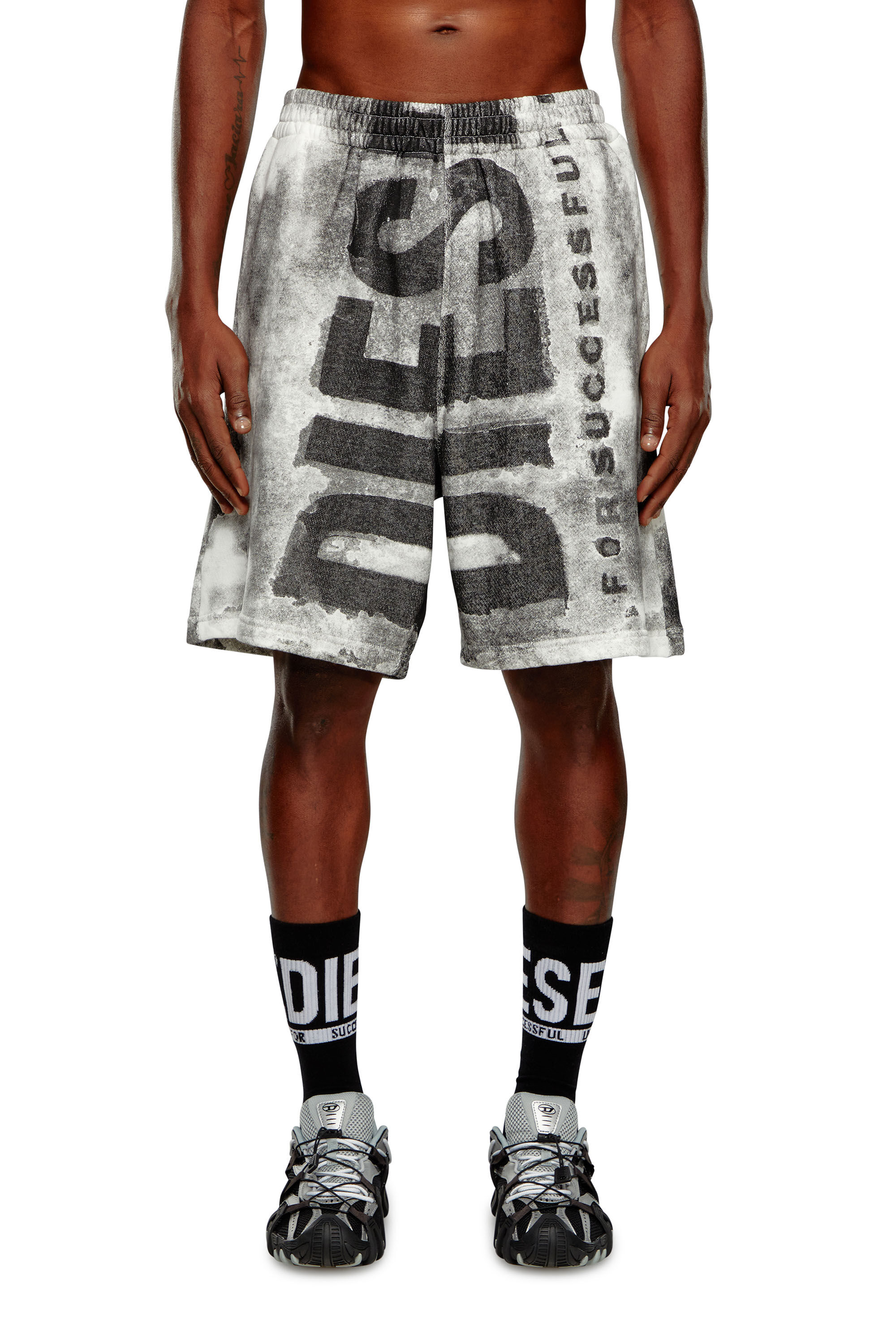 Diesel - P-BISC, Man Colour bleed Super Logo sweat shorts in Multicolor - Image 1