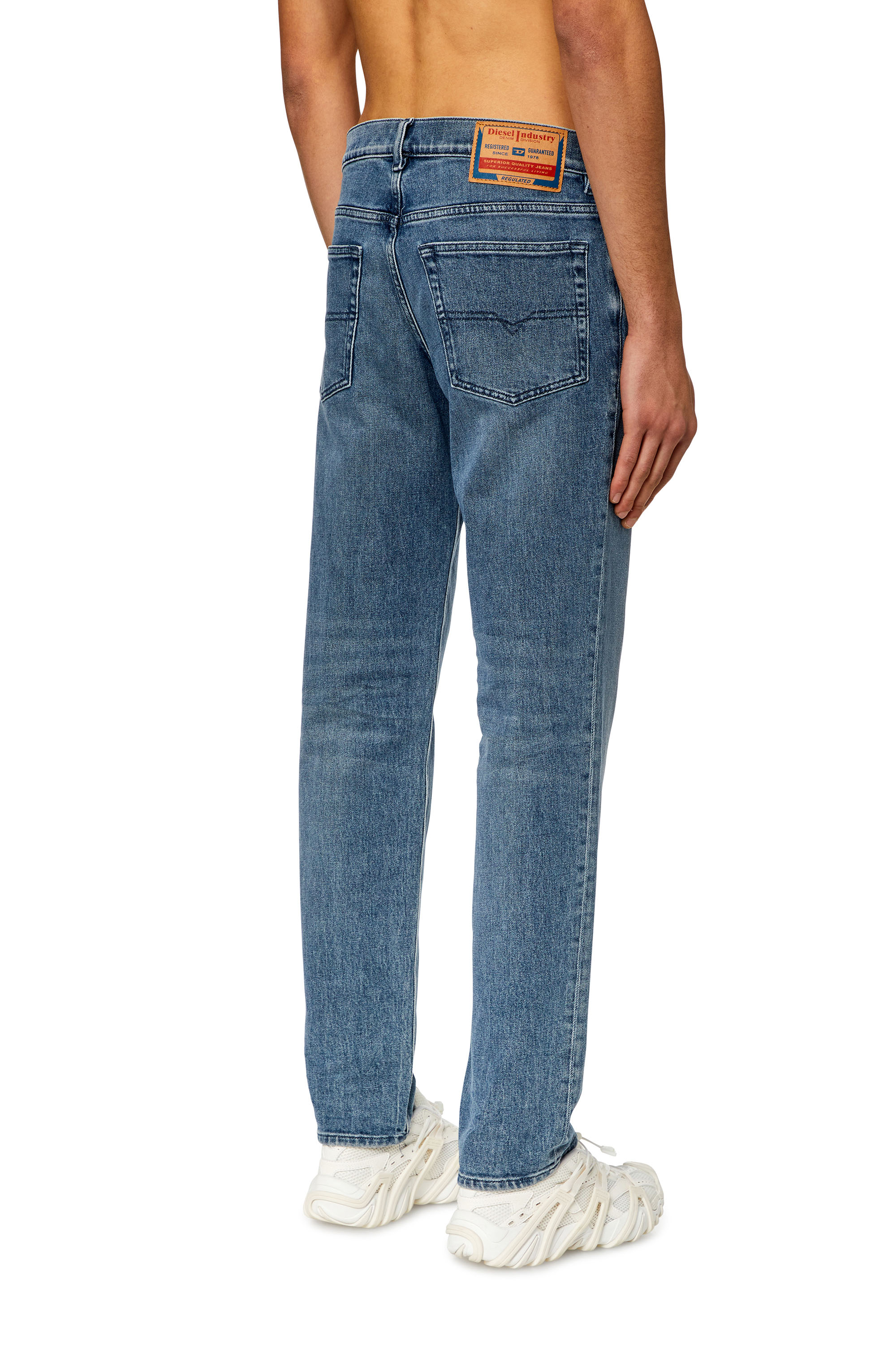 Diesel - Man Tapered Jeans 2023 D-Finitive 09H30, Medium blue - Image 3