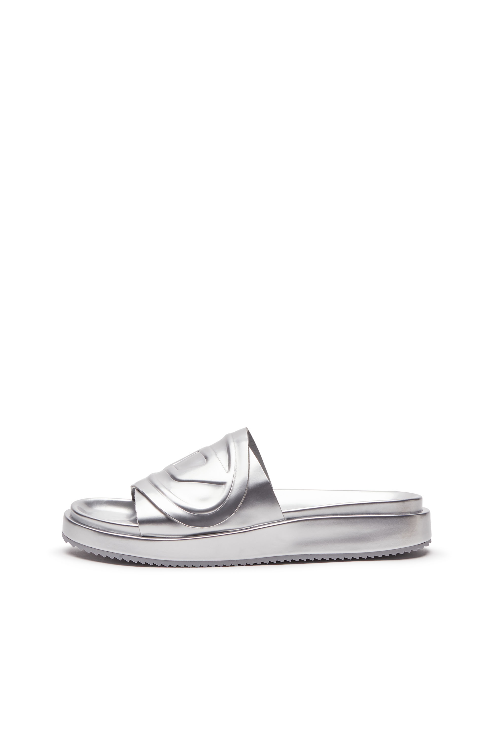 Diesel - SA-SLIDE D OVAL W, Woman Sa-Slide D-Metallic slide sandals with Oval D strap in Silver - Image 7
