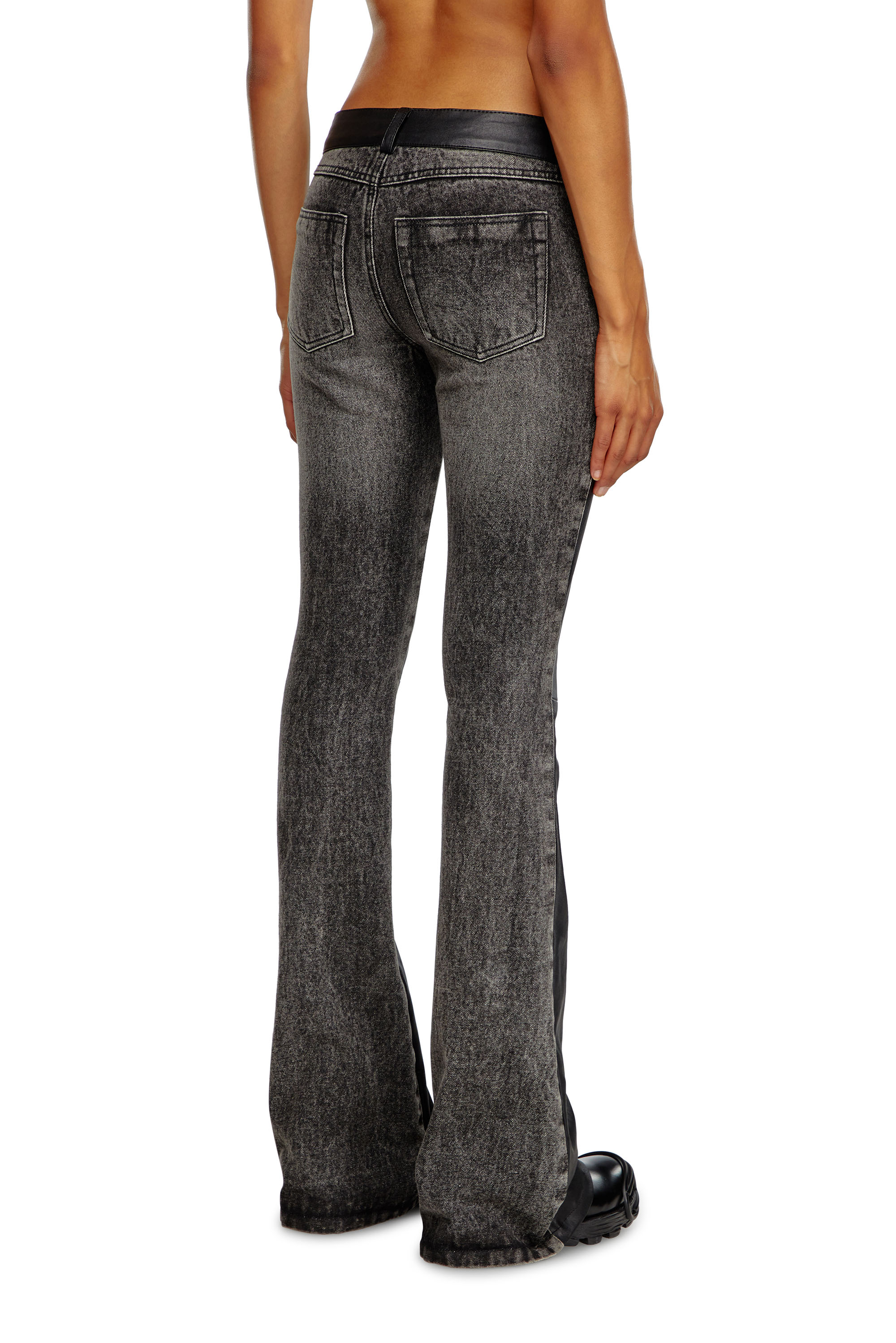 Diesel - L-OVELY, Mujer Pantalones bootcut de cuero y denim in Negro - Image 2