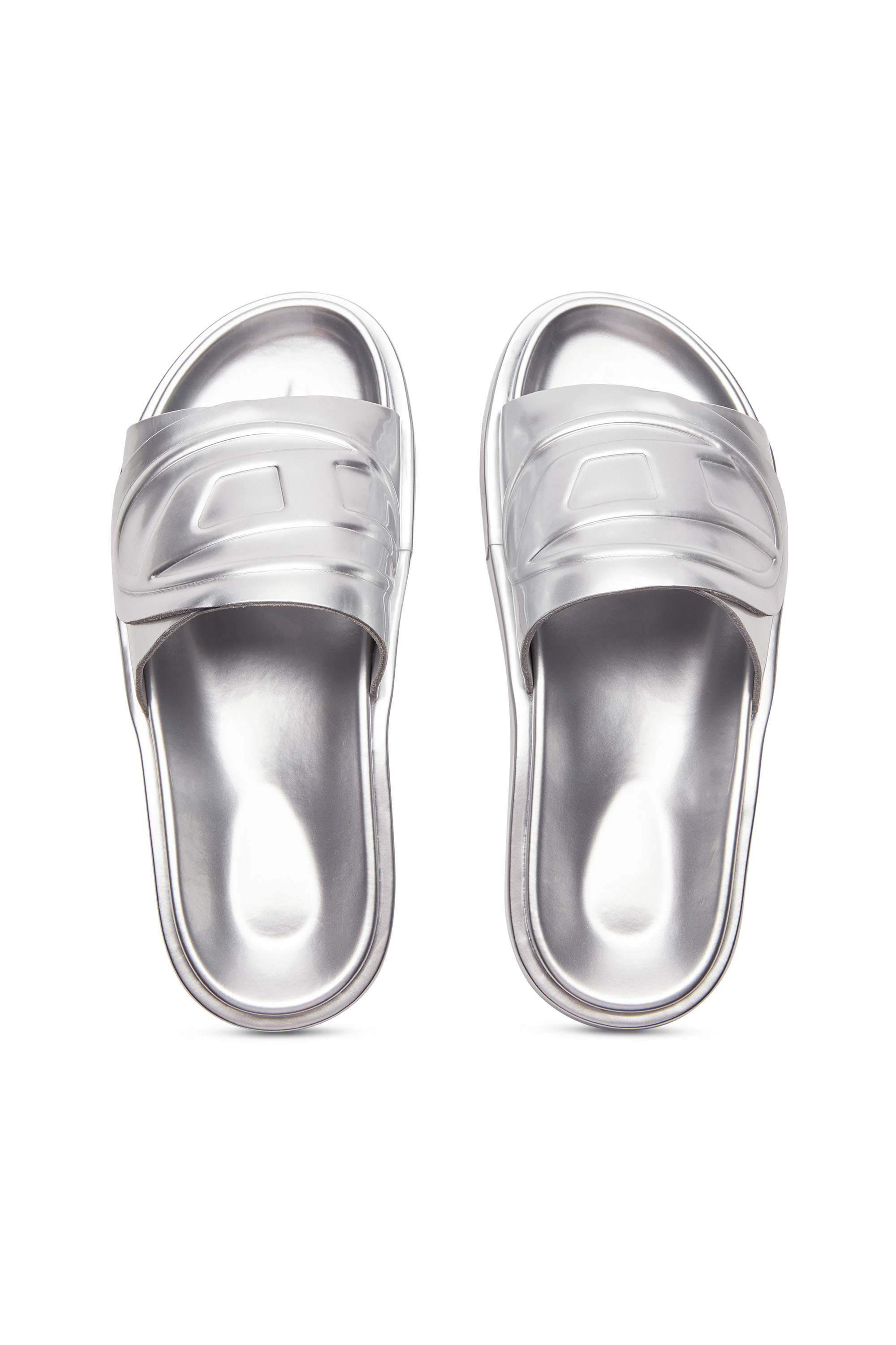 Diesel - SA-SLIDE D OVAL W, Woman Sa-Slide D-Metallic slide sandals with Oval D strap in Silver - Image 5