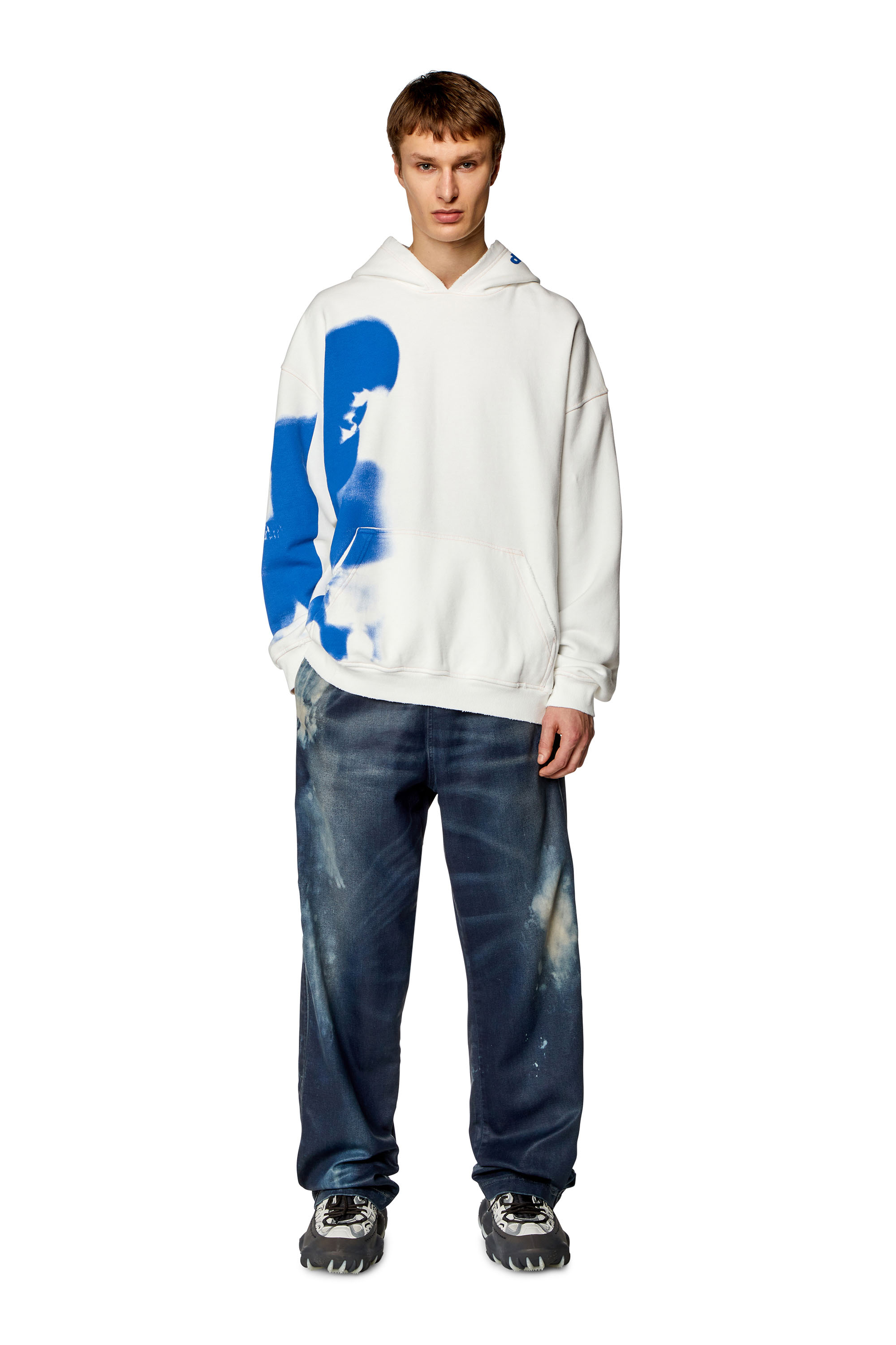 Diesel - S-BOXT-HOOD-N4, Hombre Sudadera desgastada con capucha y estampado manchado in Blanco - Image 2