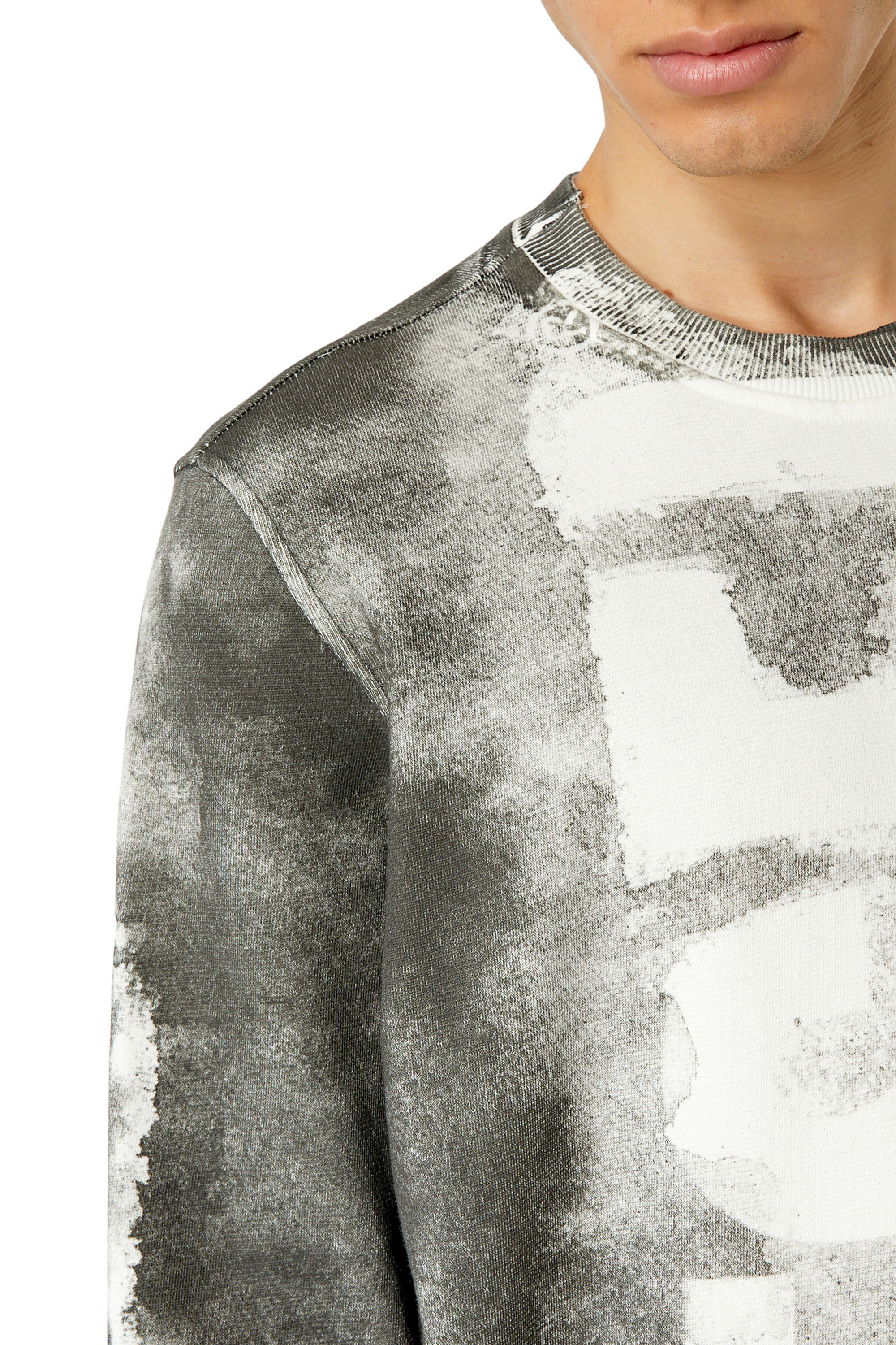 Diesel - S-GINY, Hombre Sudadera con el logotipo y efecto de manchas de color in Gris - Image 4