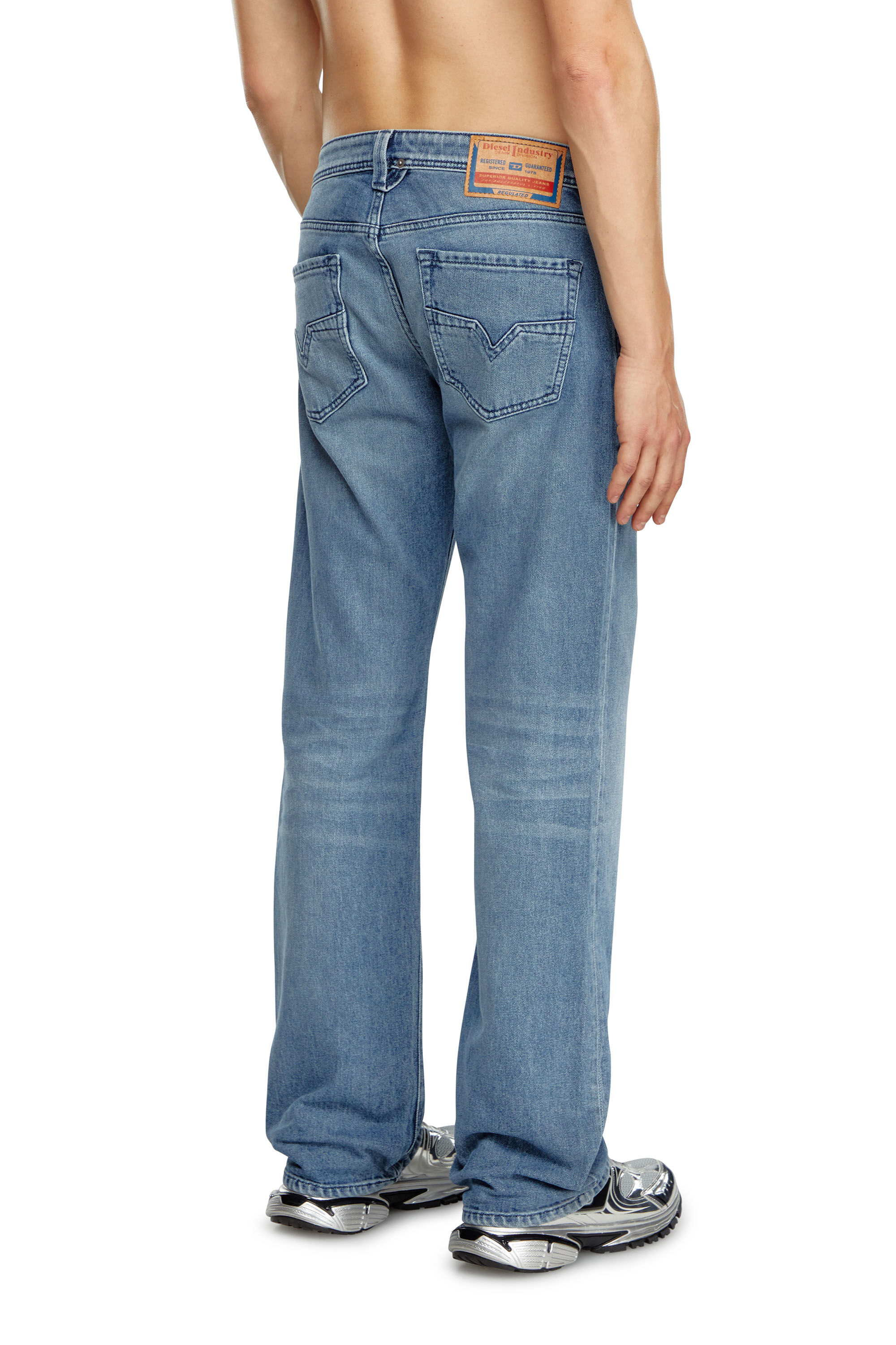 Diesel - Man Straight Jeans 1985 Larkee 09H30, Medium blue - Image 4