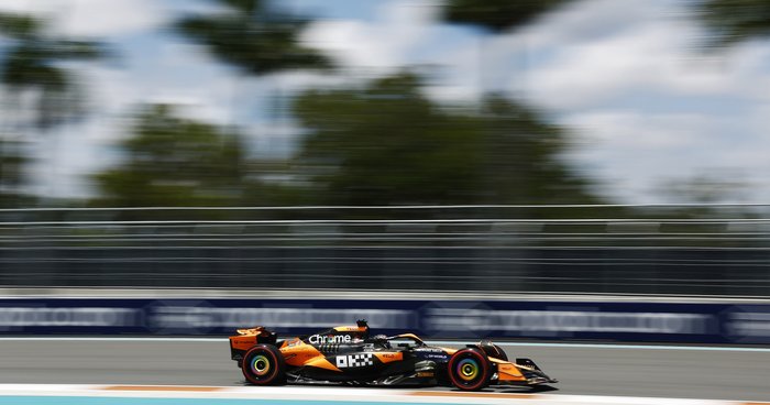 https://storage.googleapis.com/gweb-cloudblog-publish/images/McLaren-Miami-Google-Cloud-AI-race-performan.max-700x700_oS6DhEJ.jpg